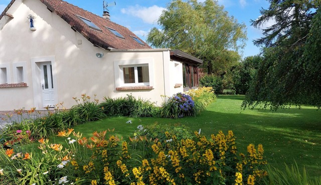 Le Gît'A-Family home in the country with animals