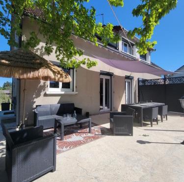 Le gite d 'Amélie maison climatisation wifi jardin privé