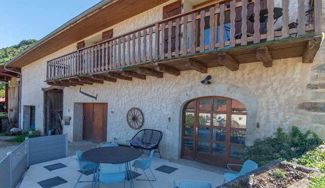 Le gite de la petite famille - proche lacs