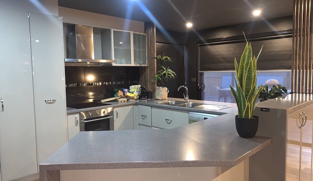 Le Graham Shepparton