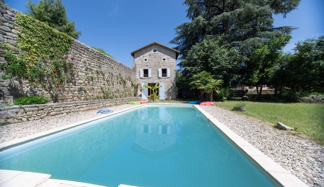 Le Grand Cèdre - Maison avec piscine privée