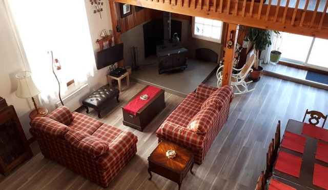 Le Grand Heron - Waterfront Cabin with Spa