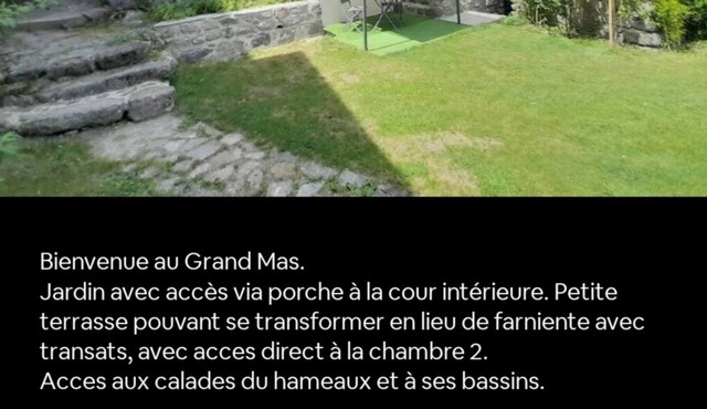 Le Grand Mas au Coeur des Cévennes Dans un Hameau Typique Dominant les Montagnes