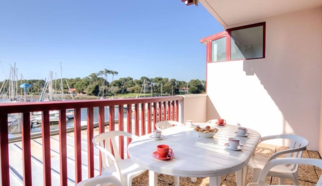 Le Grand Pavois by Interhome