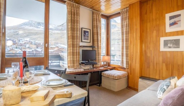 Le Grand Pré (Lavachet) by Interhome