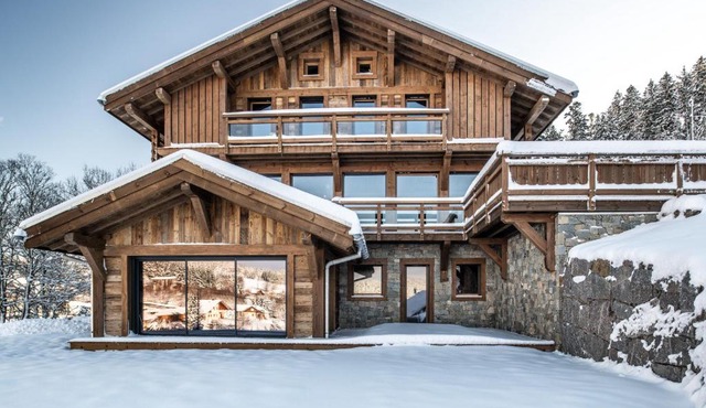 Le Grand V, chalet de luxe avec piscine intérieure