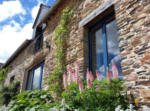 Le Grenier, La Vieille Ferme