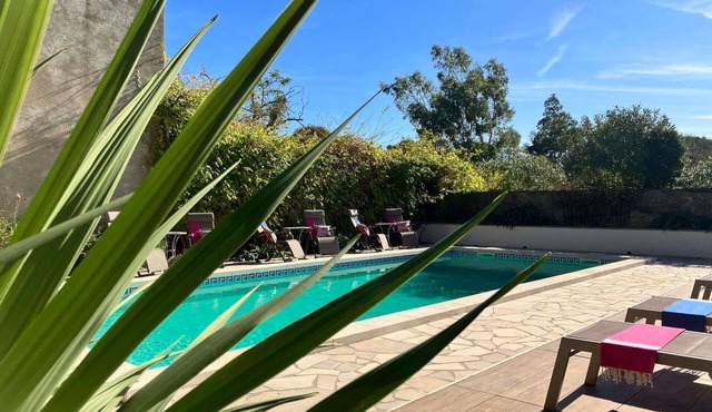 Le Grenier - Three Bedroom Villa, Sleeps 6