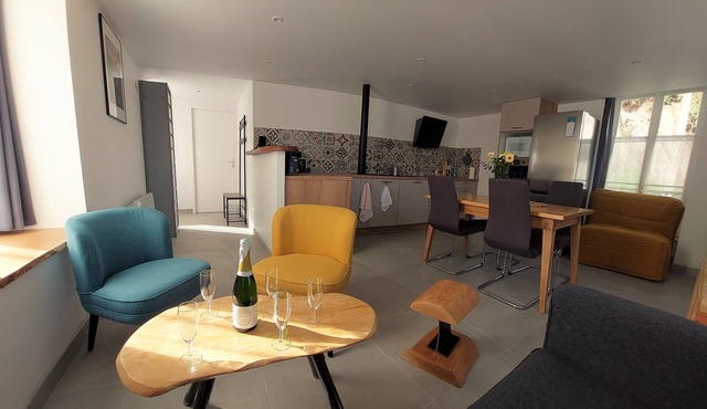 Le Héron, Moderne, Lumineux et Bien Placé