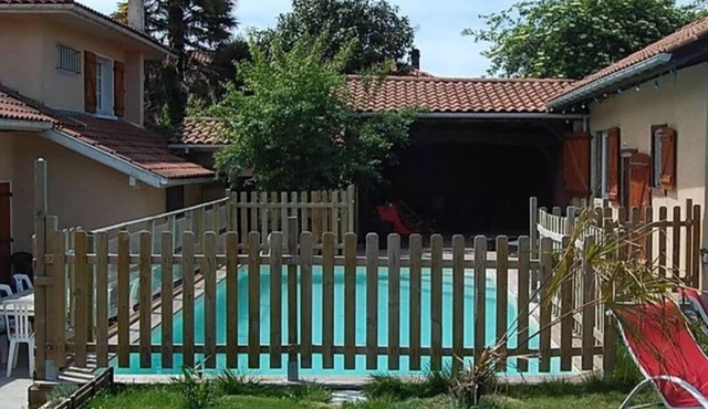 Le Hameau d orx et sa Piscine Pour 15pers