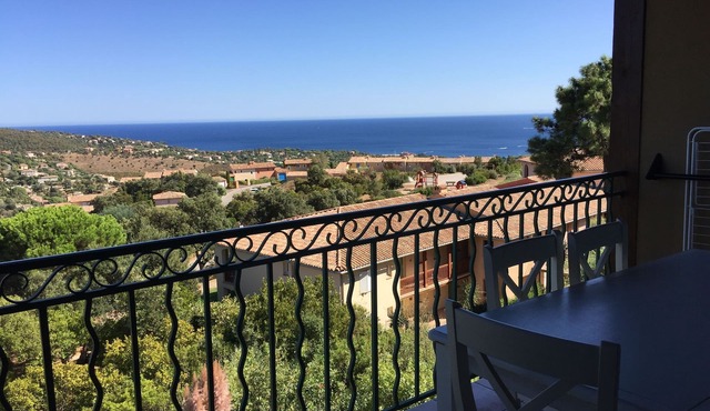 Le Hameau Belle Terrasse Magnifique Vue Mer free wifi and air conditioning.