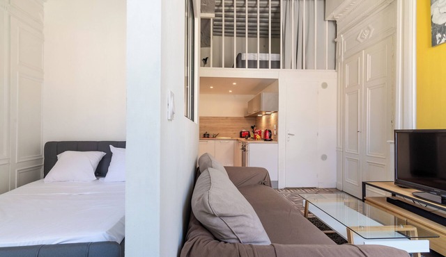 Le Haussman 4 places- Louis Pradel - Netflix