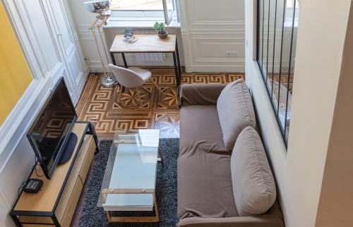 Le Haussman 4 places - Louis Pradel - Netflix