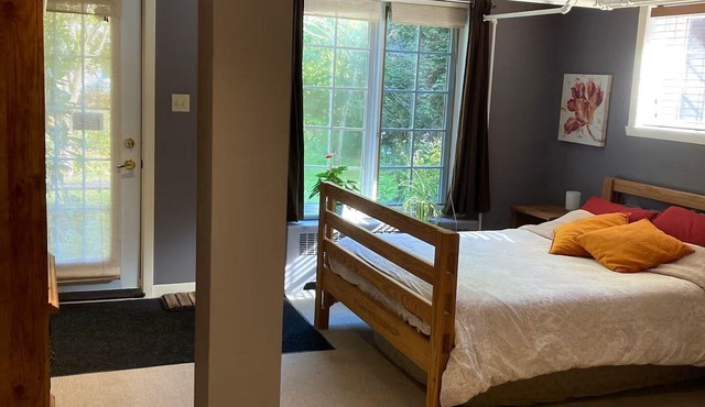 Le Havre Gris, a spacious private room for relaxing or working