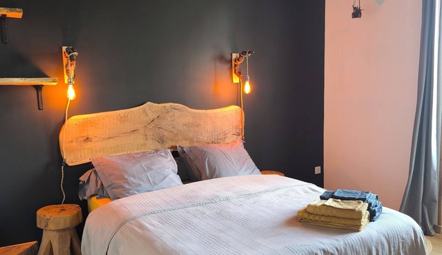 Le Jardin de la Guionie, bed and breakfast on the farm - nature, serenity, walks.