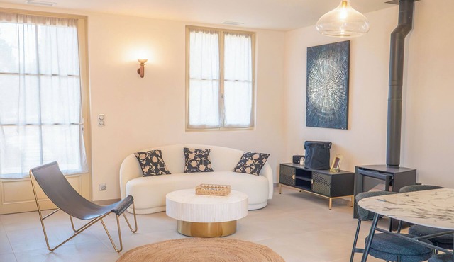 Le Jardin, Gîte Haut de Gamme Cosy Avec spa Privatif et Piscine, à Pézenas