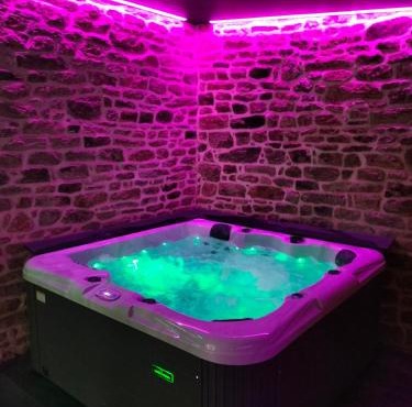 le jardin médicis gîte avec Jacuzzi et sauna