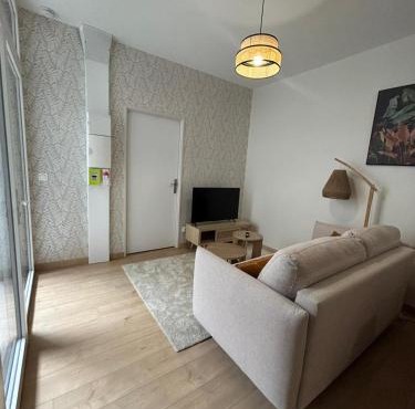 Le Jardin Secret - 9 min sanctuaires - Rénové & équipé - Calme sur Cour - 4 couchages