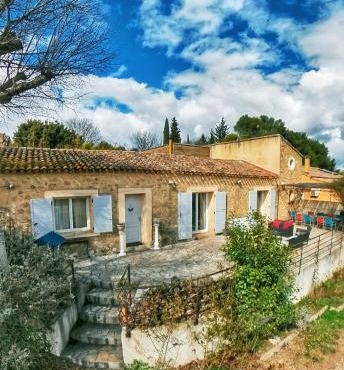 Le Jardin Suspendu Gîte avec piscine et jacuzzi pour 15 personnes