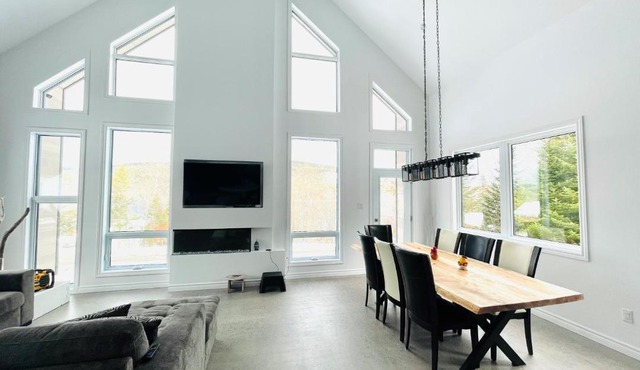 Le Jarret Noir! Chalet NEUF en nature SPA/Vue Lac