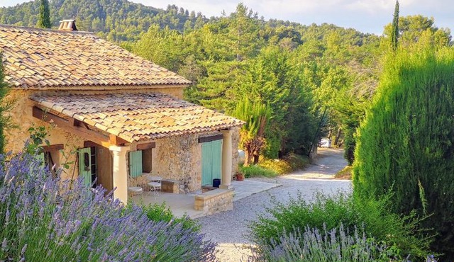 Le Jas des Cannebieres