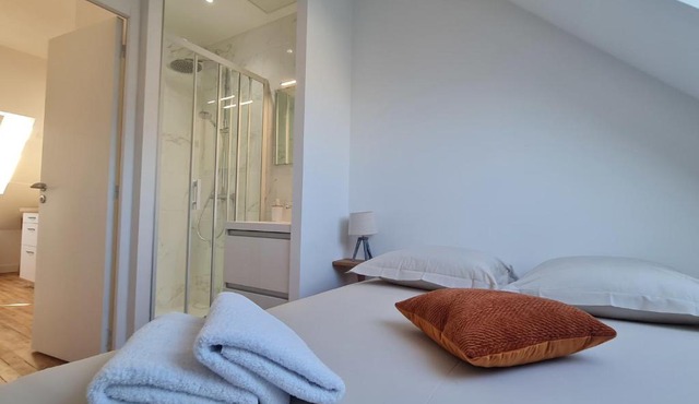 Le Jaures 5 - T2 - Dernier Etage