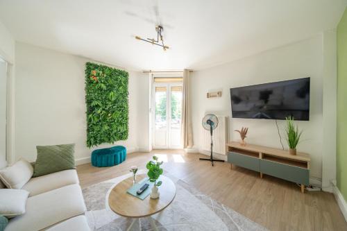 Le Julie -Spacieux - 5 pers' - 3 beds - Gare 500m