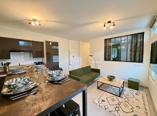 Le Jupiter, Centre ville, Parking Privé