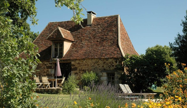 Le Lapin sur le Toit - Beautifully renovated 18th-century hayloft with private pool