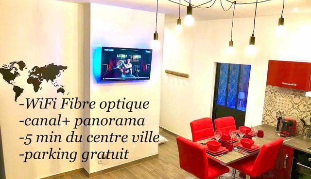 Le Led Room,Centre ville place de parking gratuite