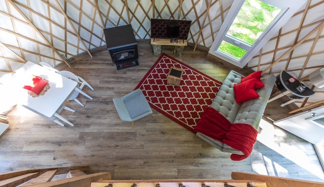 Le Lièvre Luxury Yurt
