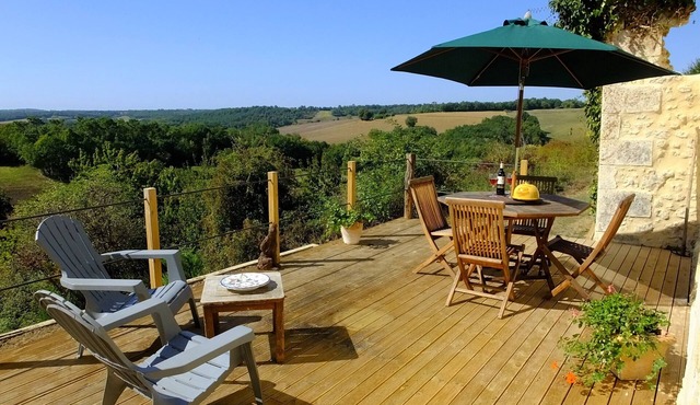 'Le Lievre', stunning two person gite.