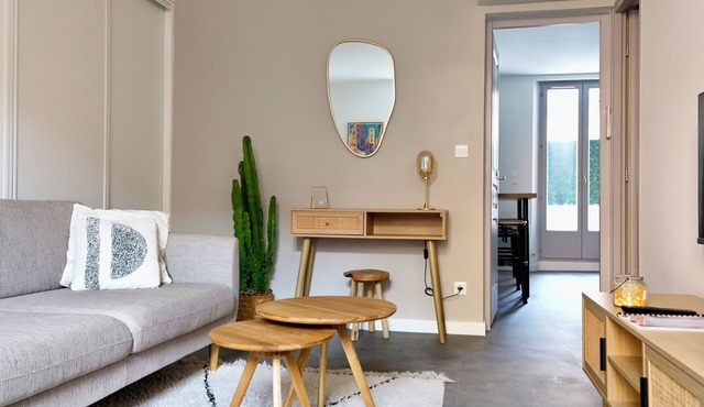 Le Limoni - Air-conditioned with private patio