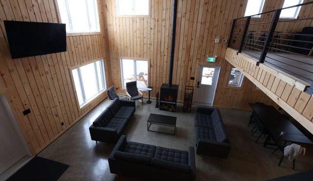 Le Lodge Vous Offre une Expérience Paisible et Immersive en Zone Agricole