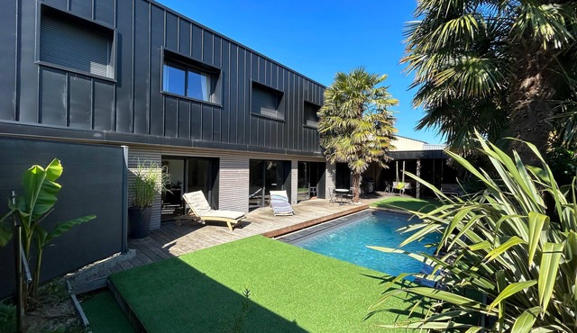 Le Loft Black & Wood - Piscine privé et grande terrasse à 20 min de Rennes