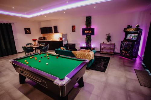 Le Loft de Maroilles - Arcade & Billard Omega