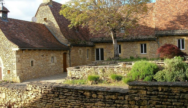 Le Logis de Contie, a charming 220 m2 gîte.