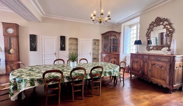 Le Logis de la Providence -12 pers -Bourg Allassac