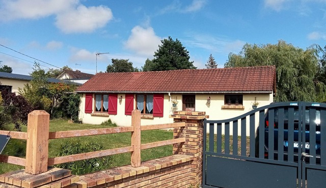 Le Logis La Dunette in Quend, house with garden and jacuzzi, 5 min from the beach.