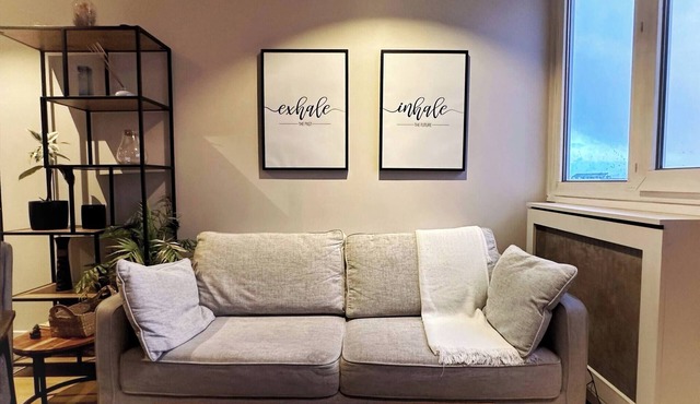 Le Lolive modern 2P apartment in Pantin