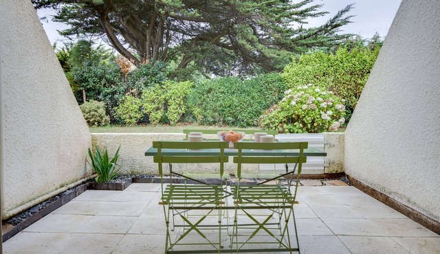 Le Loriot - One Bedroom Apartment, Sleeps 4