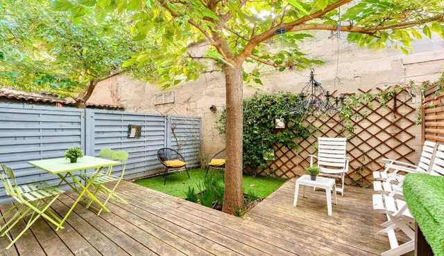 Le Mûrier - Maison de ville avec patio parking - 6 pers