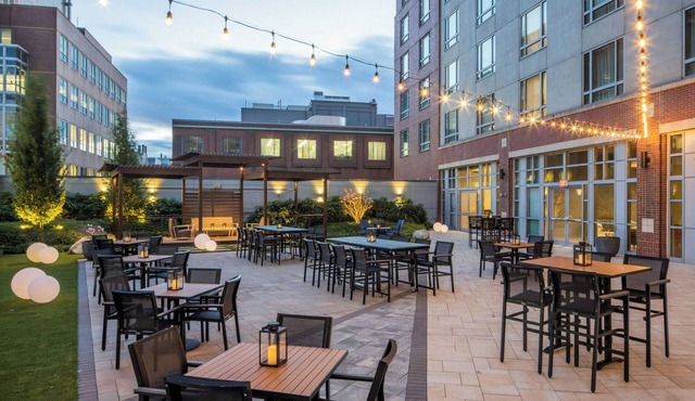 Le Méridien Boston Cambridge