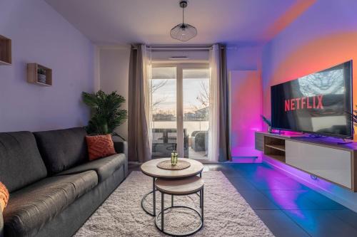 Le Magnifique - Grand balcon - Netflix - Grand Marché