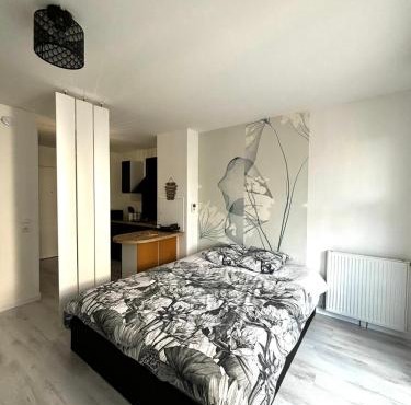 Le Malia - Idéal PRO et COUPLE - Hyper centre - Proche VERSAILLES