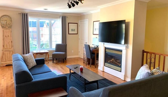 Le Malibu condo in Magog