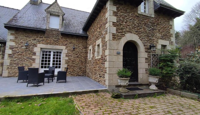 Le Manoir d'Allineuc - jardin, piscine, pétanq.