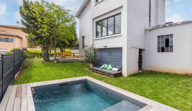 Le Marronnier - charming house with swimming pool