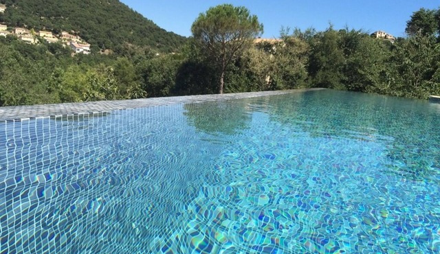 Le Mas de la Verrerie