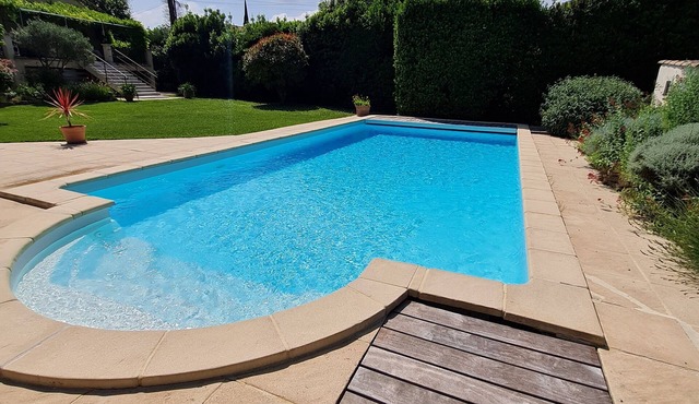 LE MAS DE LA DAME JEANNE - Holidays in Provence-